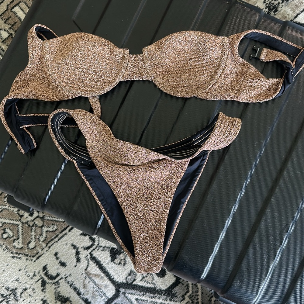 NEW DEVIN WINDSOR GOLD BIKINI